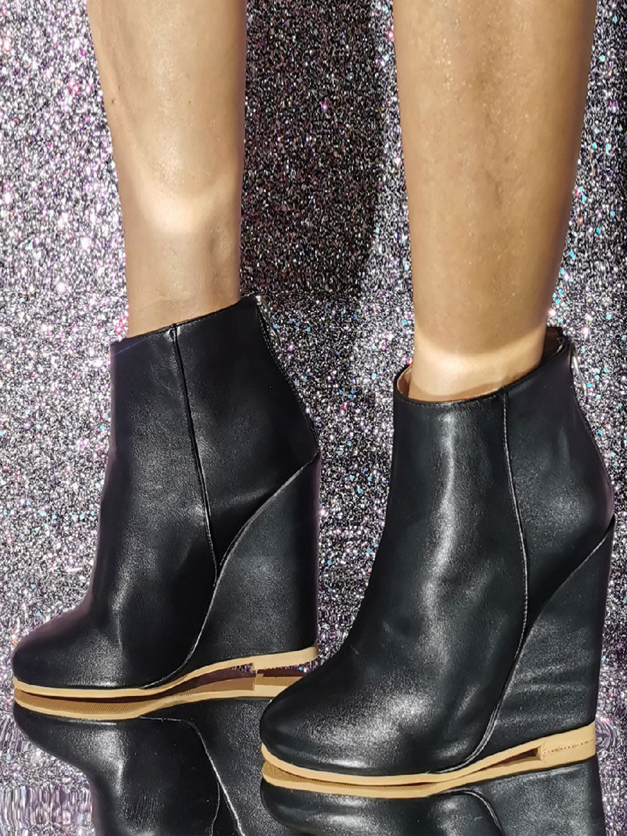 black round toe wedge curve ankle boots — view 2