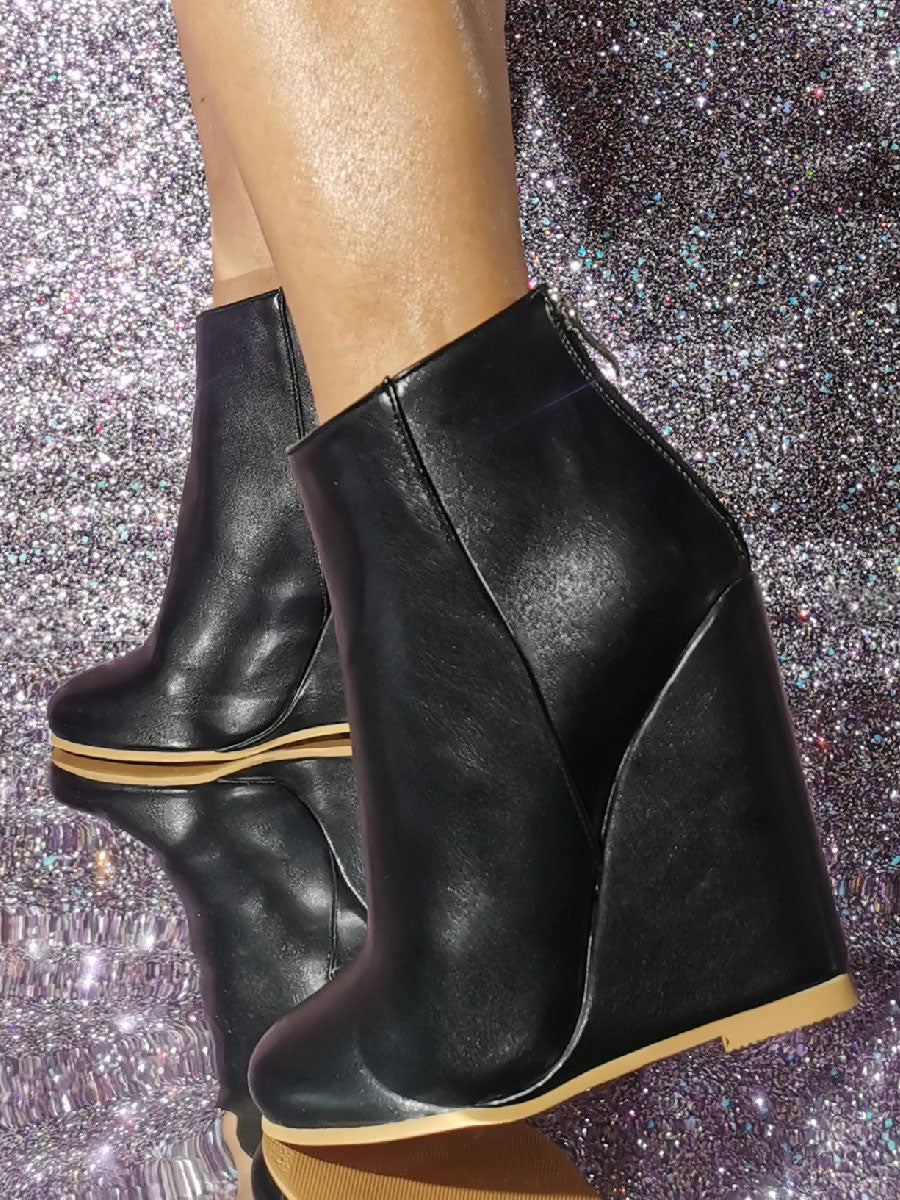 black round toe wedge curve ankle boots — view 5