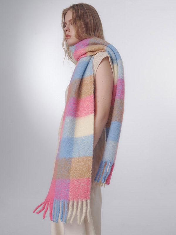 red scarf — view 9