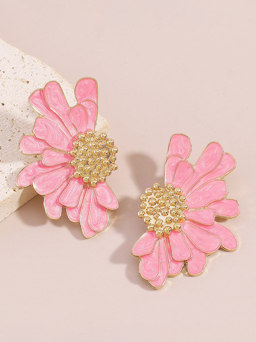 gold earrings — view 5