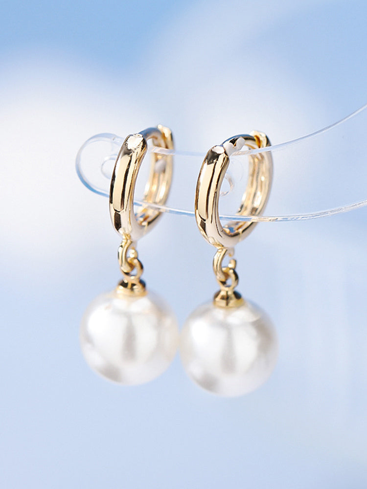 gold earrings — view 5