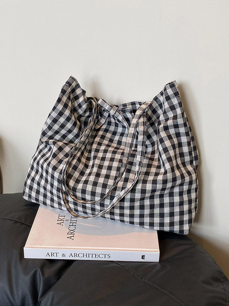 green handbag — view 10