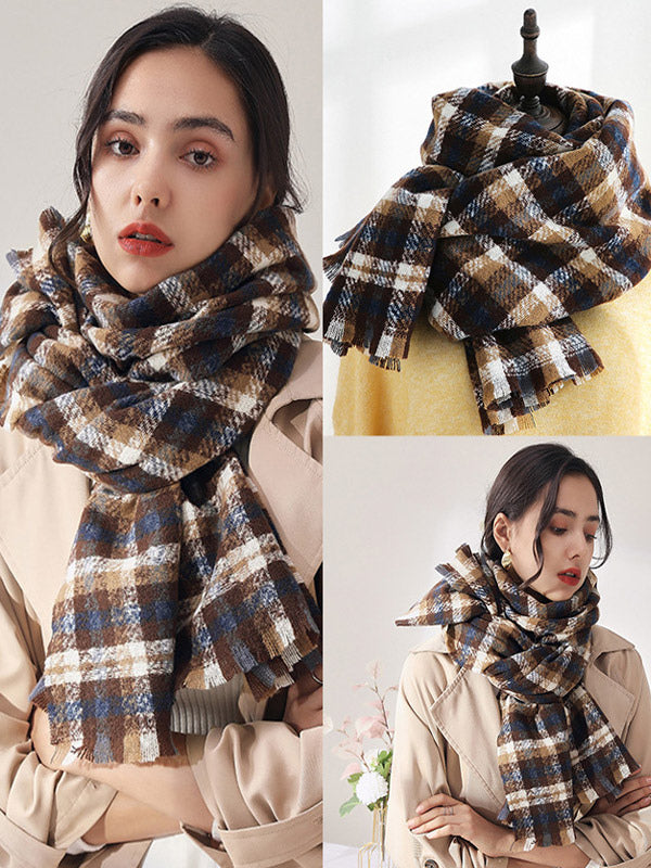 green scarf — view 9