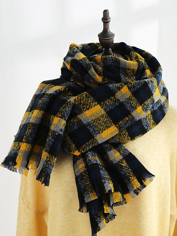 green scarf — view 2