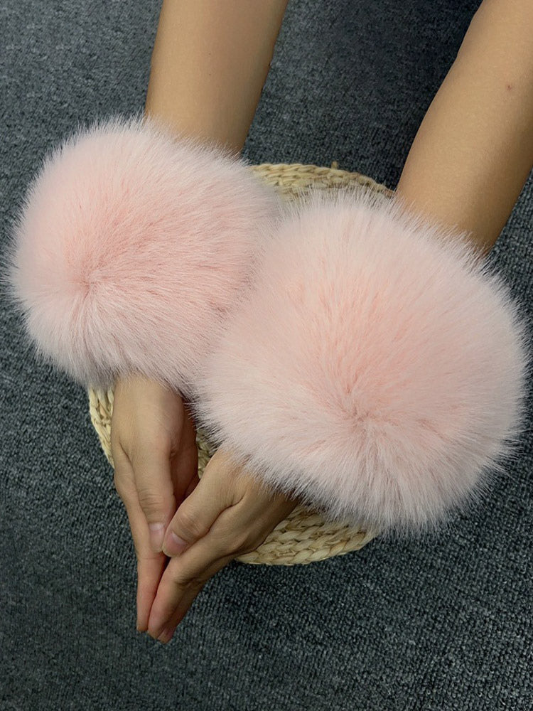 red gloves — view 8